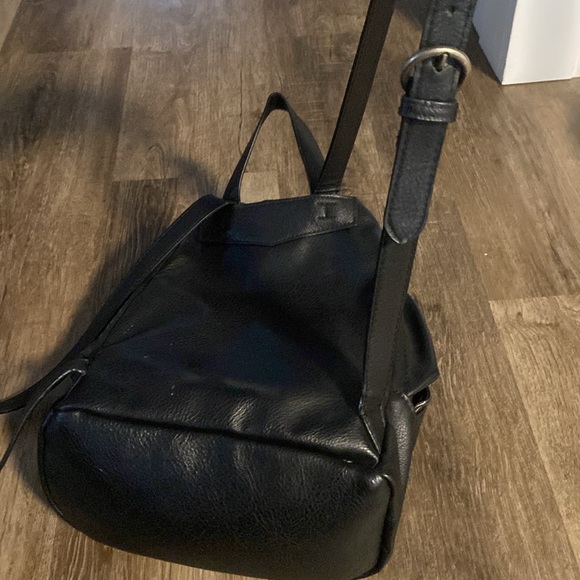 Mini backpack purse- black - Picture 8 of 12